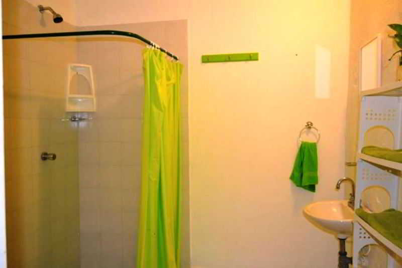 House Hotel 2*